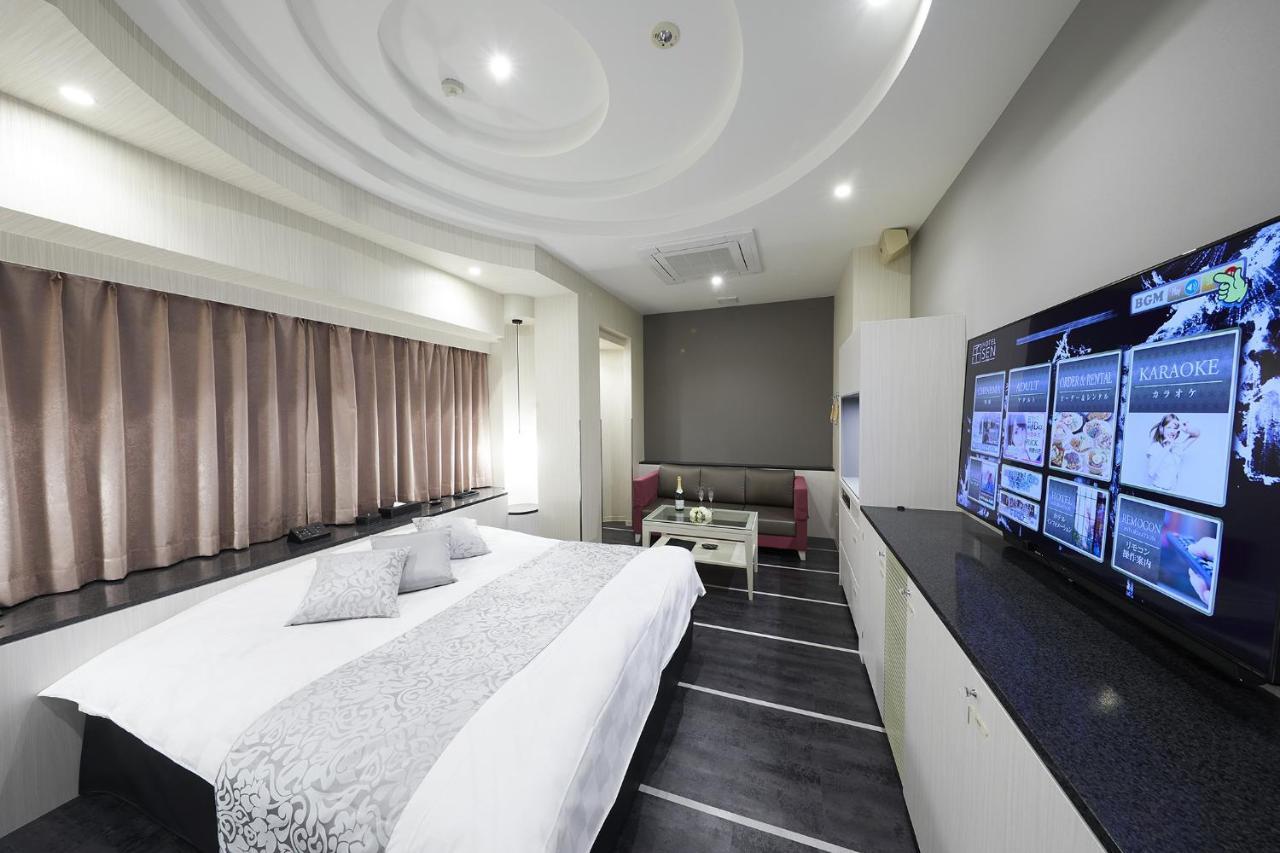 Hotel Sen (Adults Only) Осака Екстериор снимка